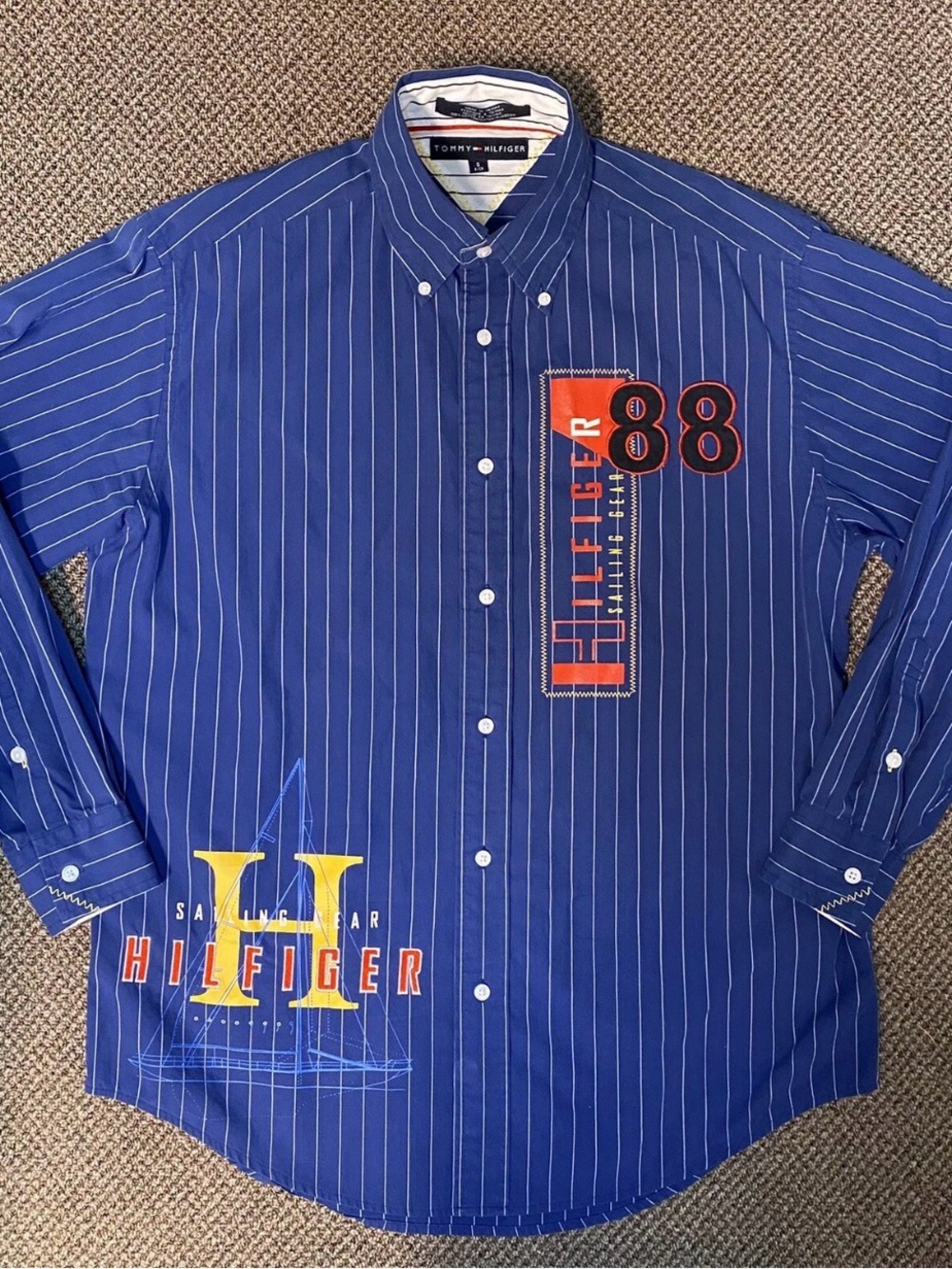 VTG '88 Tommy Hilfiger Patches Button up Shirt Blue Long Sleeve Men’s Size S F32